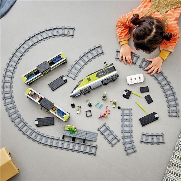 City Express Passenger Train Set - Remote Controlled Train Toy W/Working - Picture 5 of 7